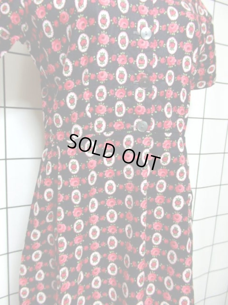 画像10: 70's 花柄 ブラック 半袖 レトロ ガーリー ヨーロッパ古着 ヴィンテージドレス【5961】 (10)