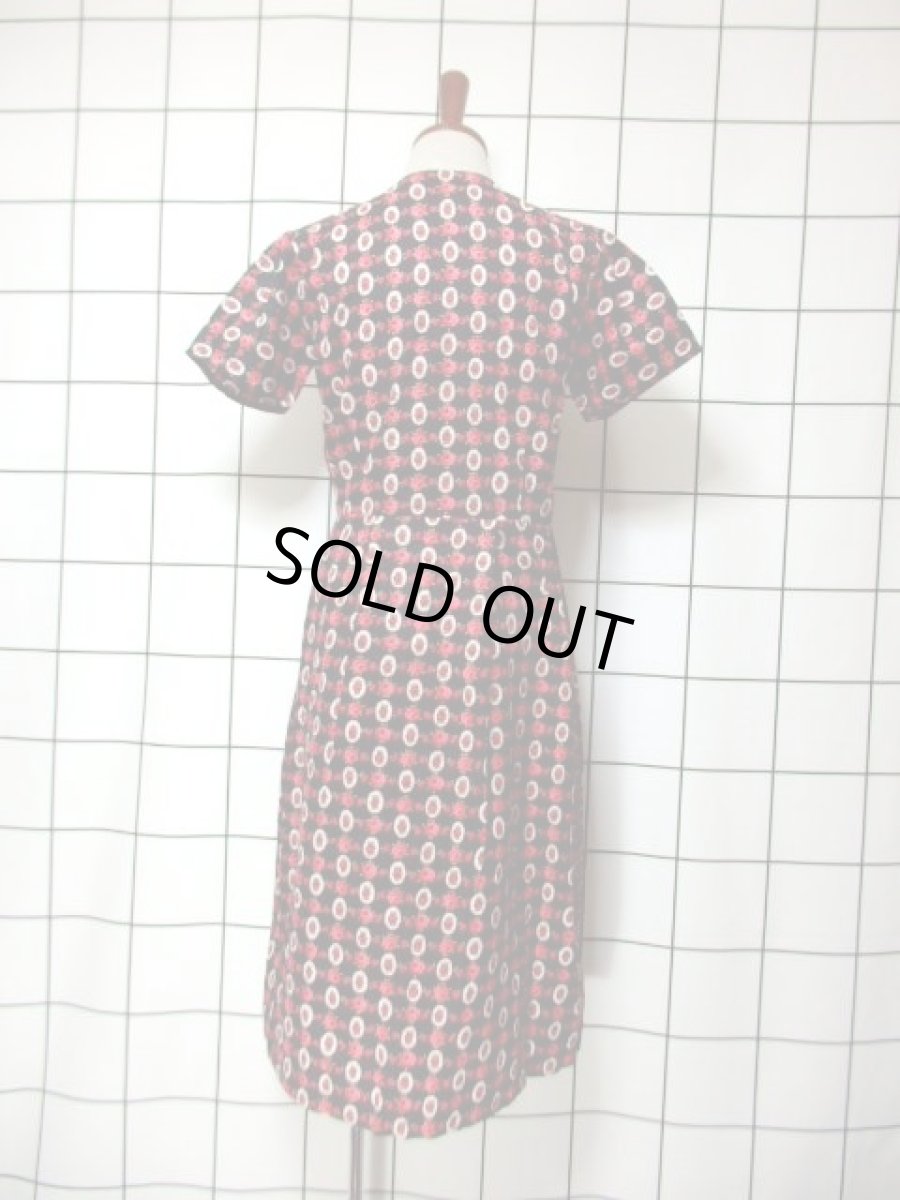 画像5: 70's 花柄 ブラック 半袖 レトロ ガーリー ヨーロッパ古着 ヴィンテージドレス【5961】 (5)