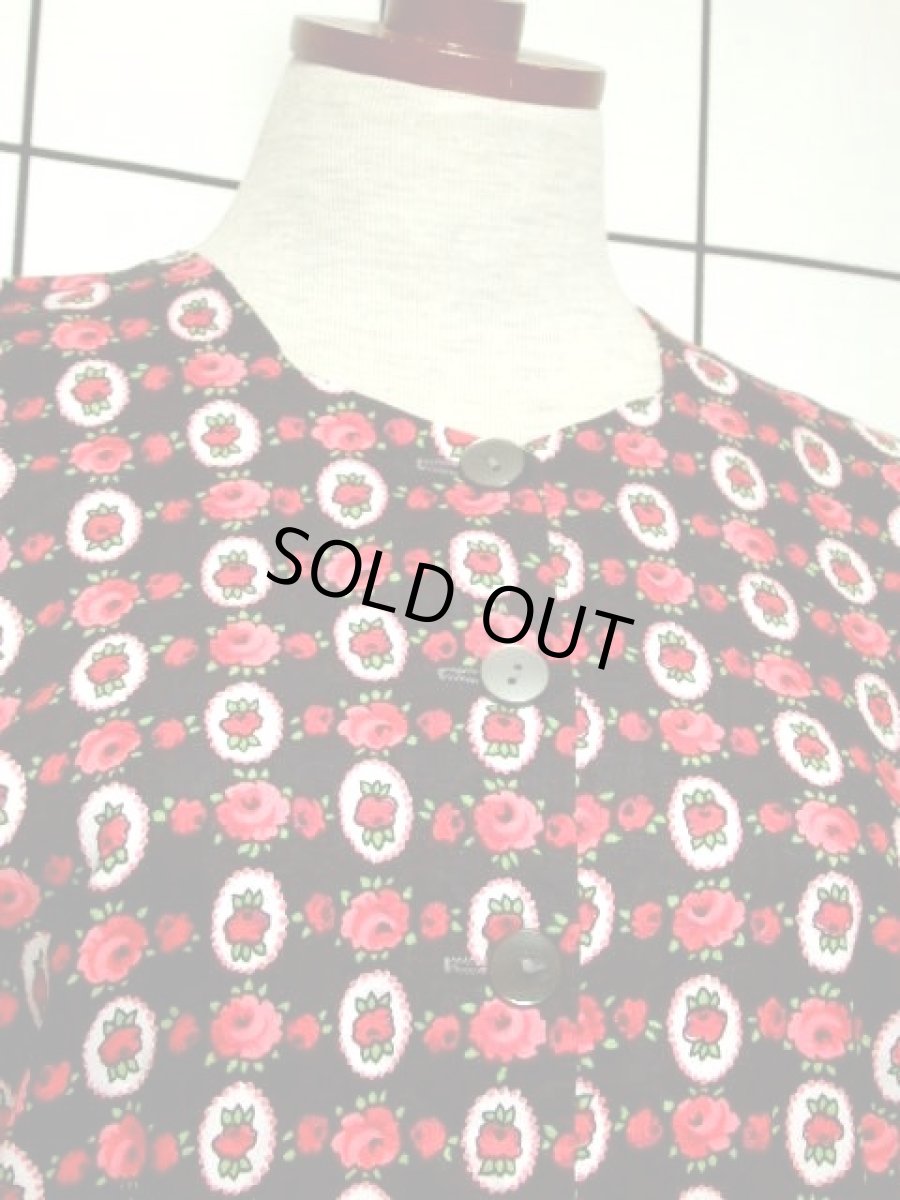 画像3: 70's 花柄 ブラック 半袖 レトロ ガーリー ヨーロッパ古着 ヴィンテージドレス【5961】 (3)