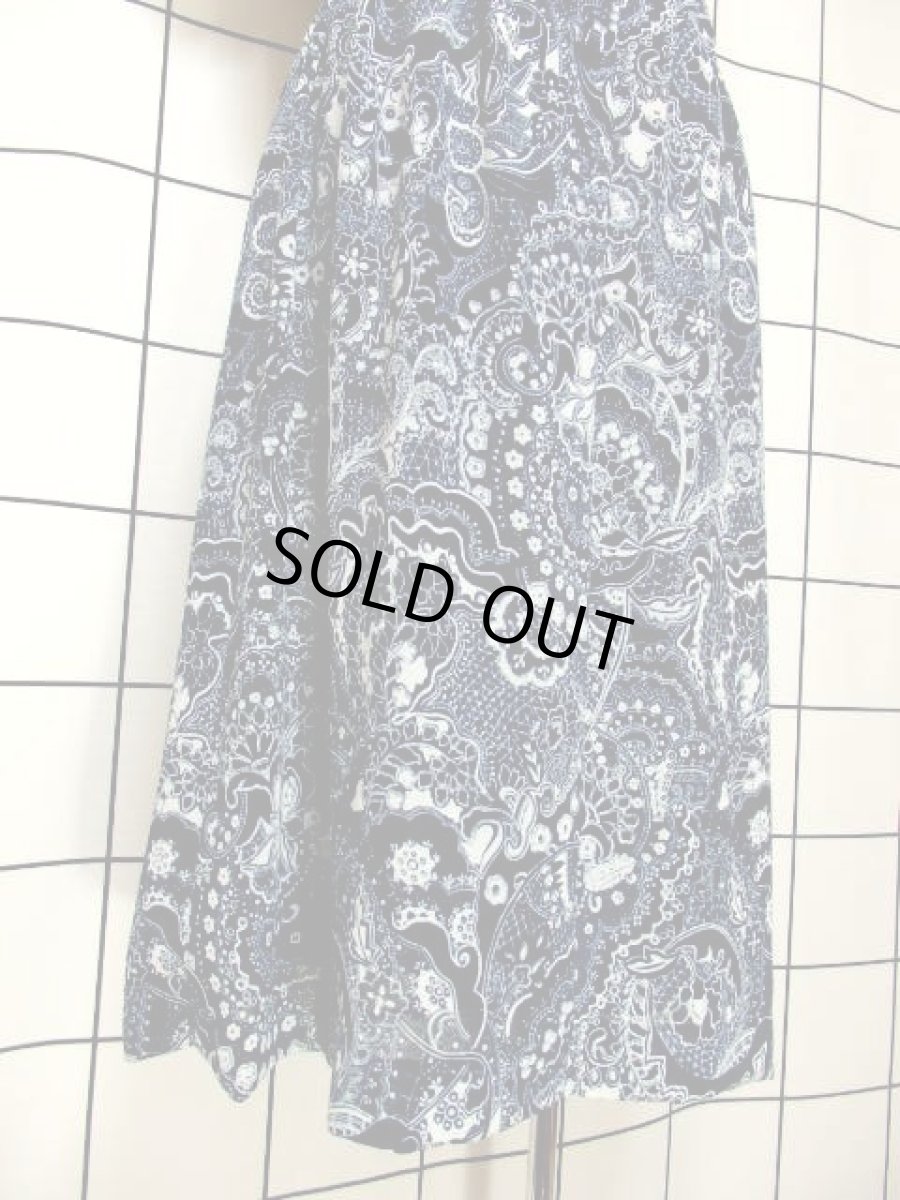 画像11: スカーフプリント ネイビー ホワイト 首元リボン 70年代 ウエストゴム 半袖 昭和レトロ 国産古着 レトロワンピース 【6864】 (11)