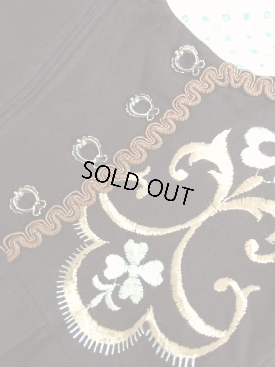 画像15: RoseDirndl AUSBAYERN 刺繍 ブラウン フロントジッパー ノースリーブ クラシカル ディアンドル チロルワンピース ドイツ民族衣装 舞台 演奏会 フォークダンス オクトーバーフェスト 【6896】 (15)