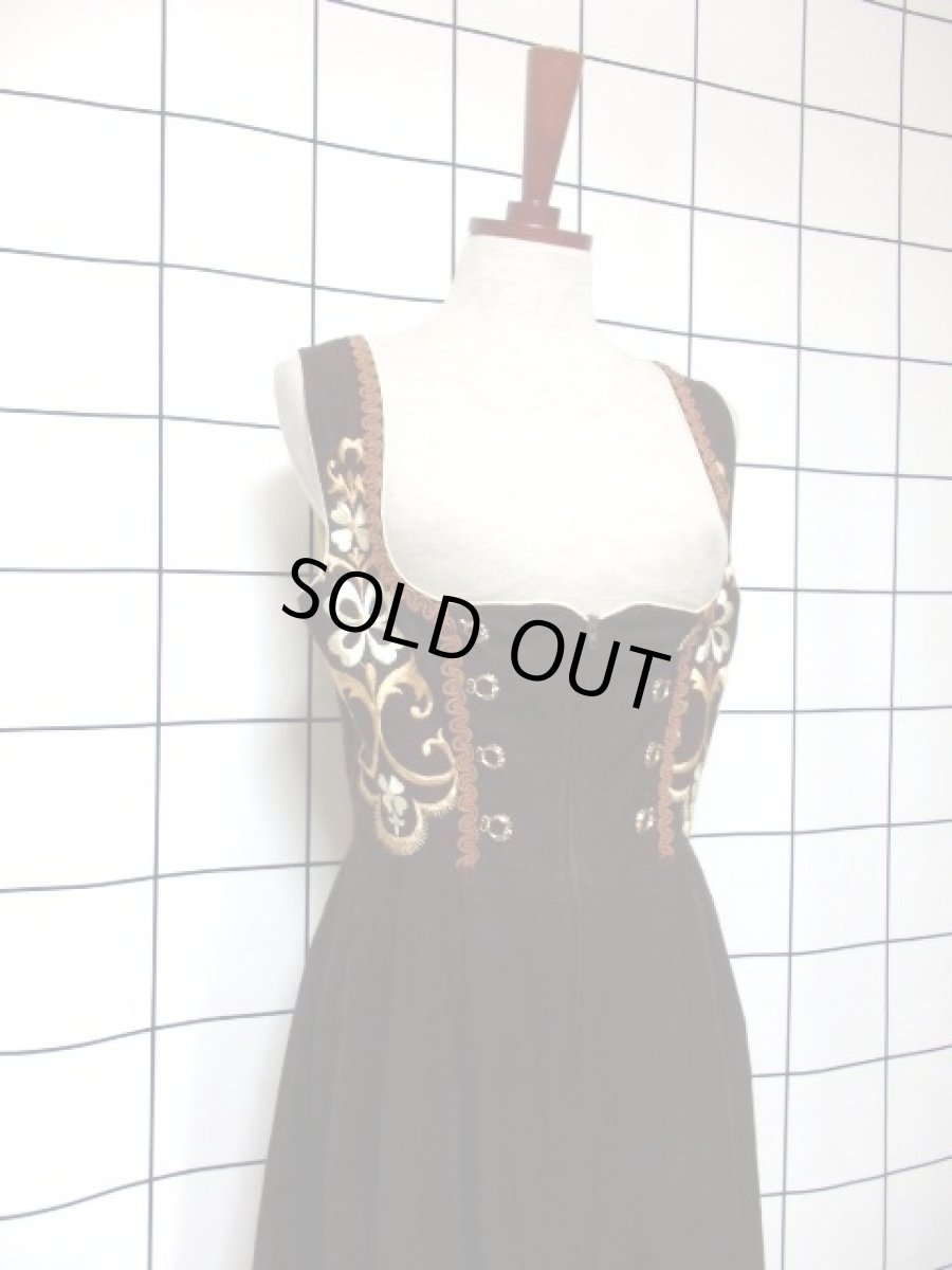 画像8: RoseDirndl AUSBAYERN 刺繍 ブラウン フロントジッパー ノースリーブ クラシカル ディアンドル チロルワンピース ドイツ民族衣装 舞台 演奏会 フォークダンス オクトーバーフェスト 【6896】 (8)