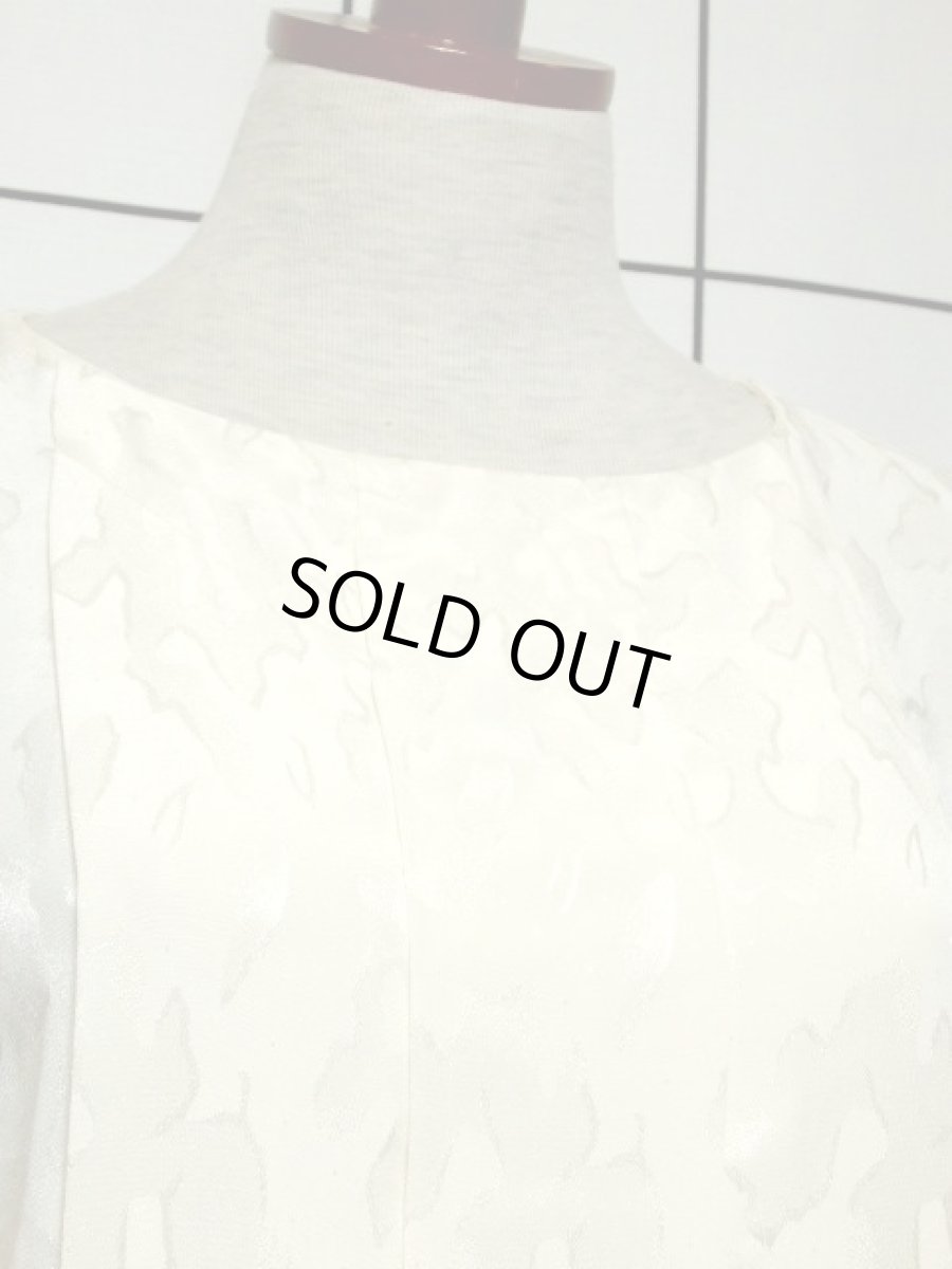 画像3: アート柄 アイボリー タックデザイン レトロ USA古着 ノースリーブ シャツ ヴィンテージブラウス (3)