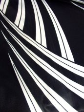画像8: キプロス製 ダークネイビー ホワイト ウエストゴム レトロ ヨーロッパ古着 ヴィンテージスカート【6934】 (8)