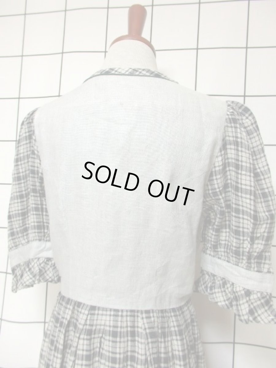 画像6: チェック柄 グレー モノトーン 前開き 切り替えし 袖あり フォークロア ディアンドル チロルワンピース ドイツ民族衣装 舞台 演奏会 フォークダンス オクトーバーフェスト【6949】 (6)