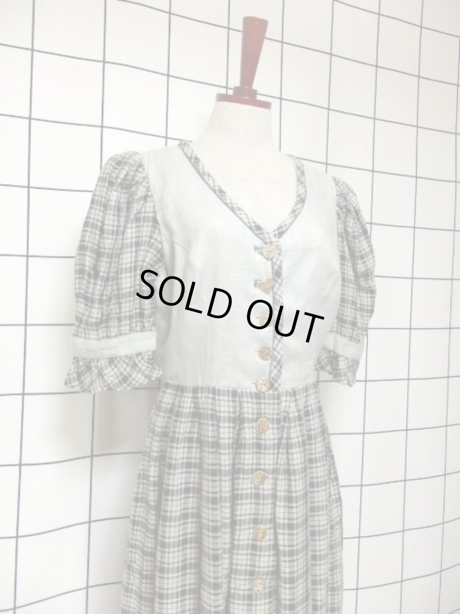 画像8: チェック柄 グレー モノトーン 前開き 切り替えし 袖あり フォークロア ディアンドル チロルワンピース ドイツ民族衣装 舞台 演奏会 フォークダンス オクトーバーフェスト【6949】 (8)