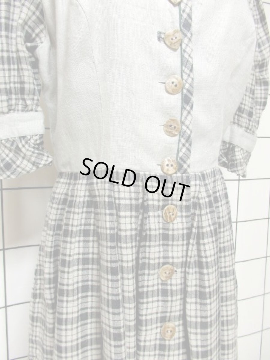 画像11: チェック柄 グレー モノトーン 前開き 切り替えし 袖あり フォークロア ディアンドル チロルワンピース ドイツ民族衣装 舞台 演奏会 フォークダンス オクトーバーフェスト【6949】 (11)