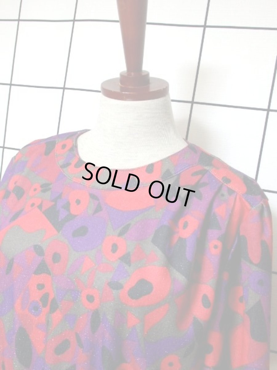 画像9: サイケ アート柄 パープル レッド ブラック ウエストゴム ラメ レトロ 長袖 ヨーロッパ古着 ヴィンテージワンピース【7012】 (9)