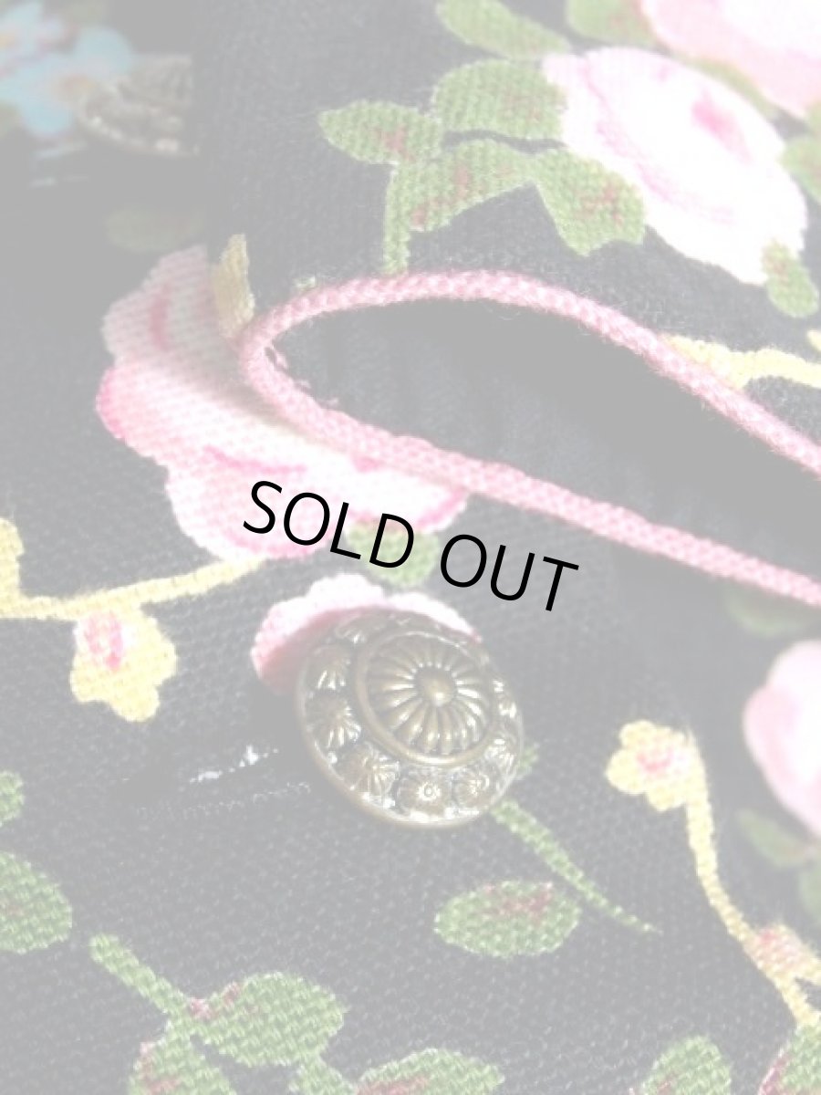 画像17: 花柄 ブラック 黒 袖あり ディアンドル チロルワンピース ドイツ民族衣装 舞台 演奏会 フォークダンス オクトーバーフェスト 【7021】 (17)