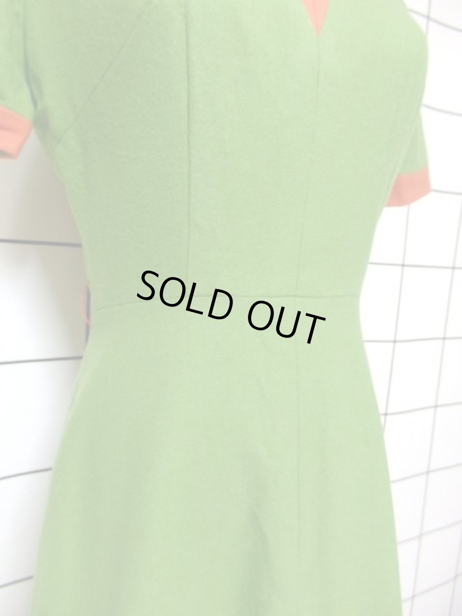 画像10: デンマーク製 ウール グリーン オレンジ バイカラー 半袖 レトロ ヨーロッパ古着 ヴィンテージワンピース【7051】 (10)