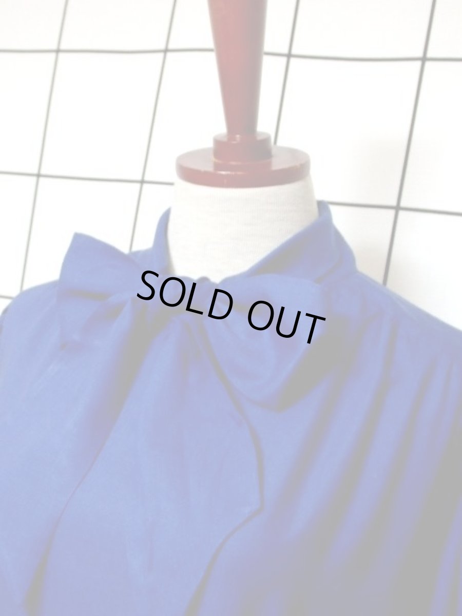 画像9: レース切り替えし ホワイト ブルー 首元リボン ヨーロッパ古着 ヴィンテージワンピース【7063】 (9)