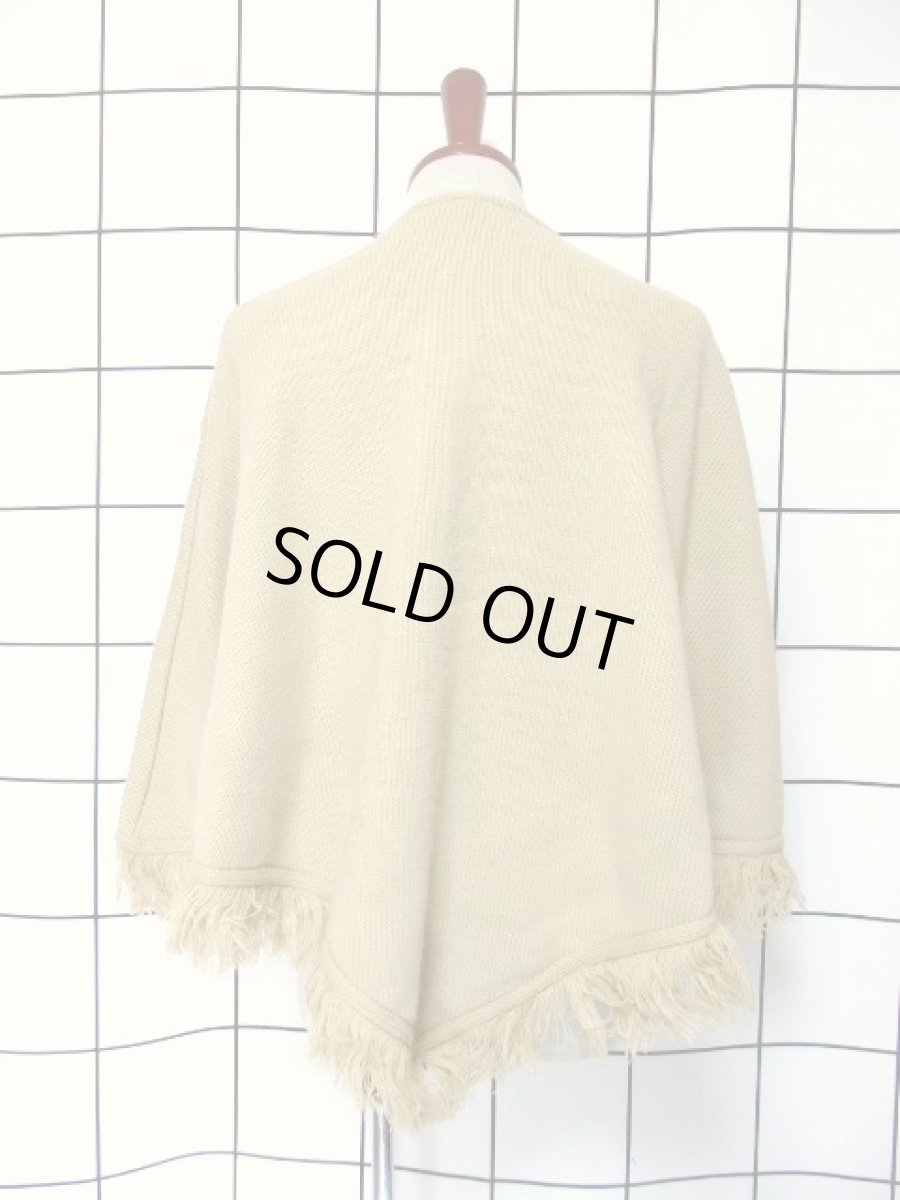 画像5: 刺繍 ベージュ フリンジ フォークロア レトロ ヨーロッパ古着 ヴィンテージポンチョ (5)