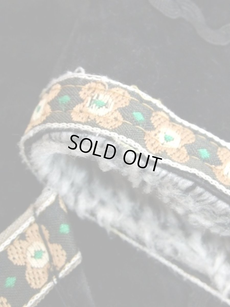 画像9: レトロベスト チロルテープ リボン装飾 裏地ボアで暖か 70's ブラック 黒 フォークロア 古着 (9)