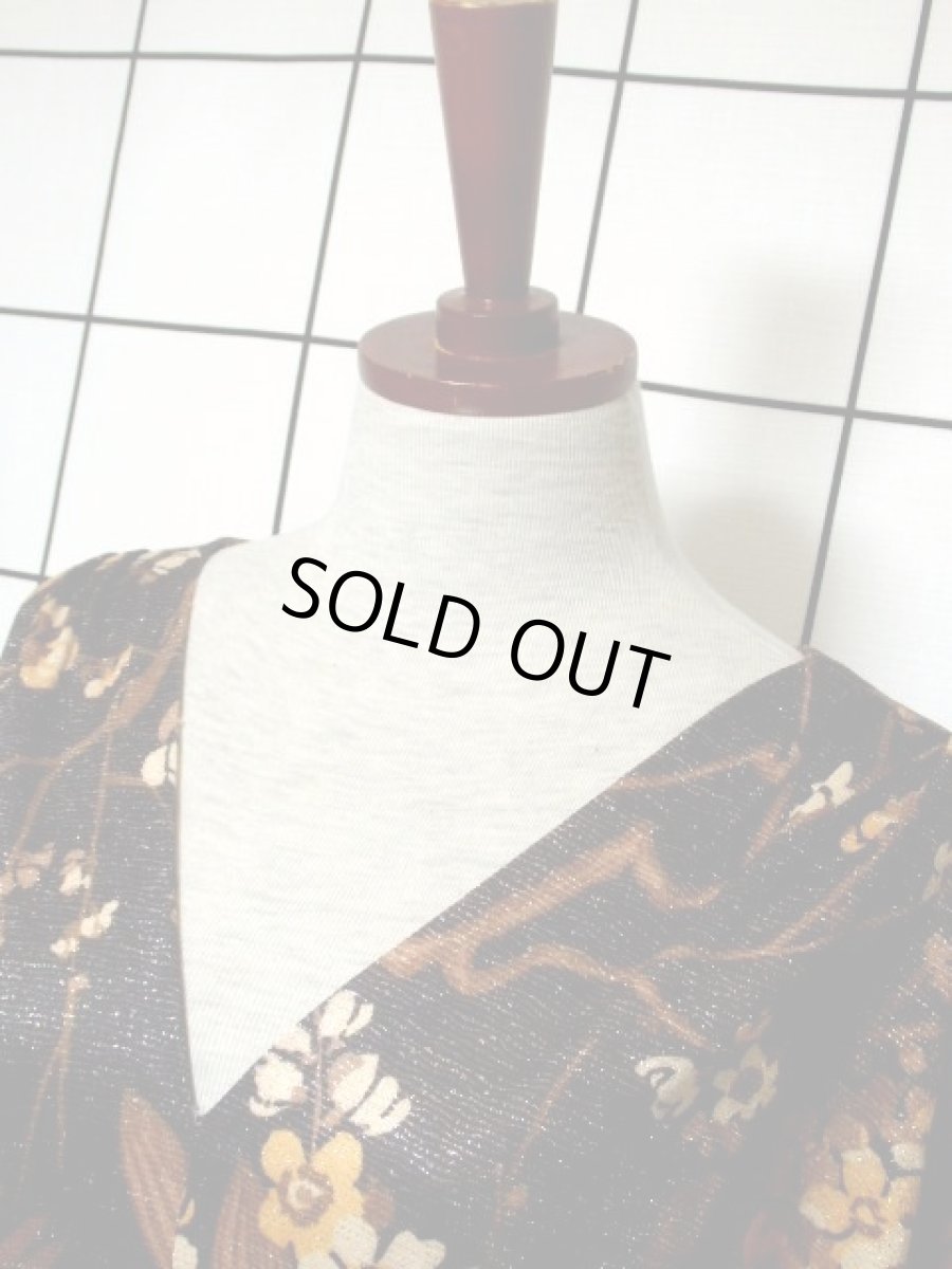 画像8: レトロモダン ボタニカル柄 花柄 ブラウン Vネック ラメ ドルマンスリーブ クラシカル ヨーロッパ古着 ヴィンテージドレス【7104】 (8)