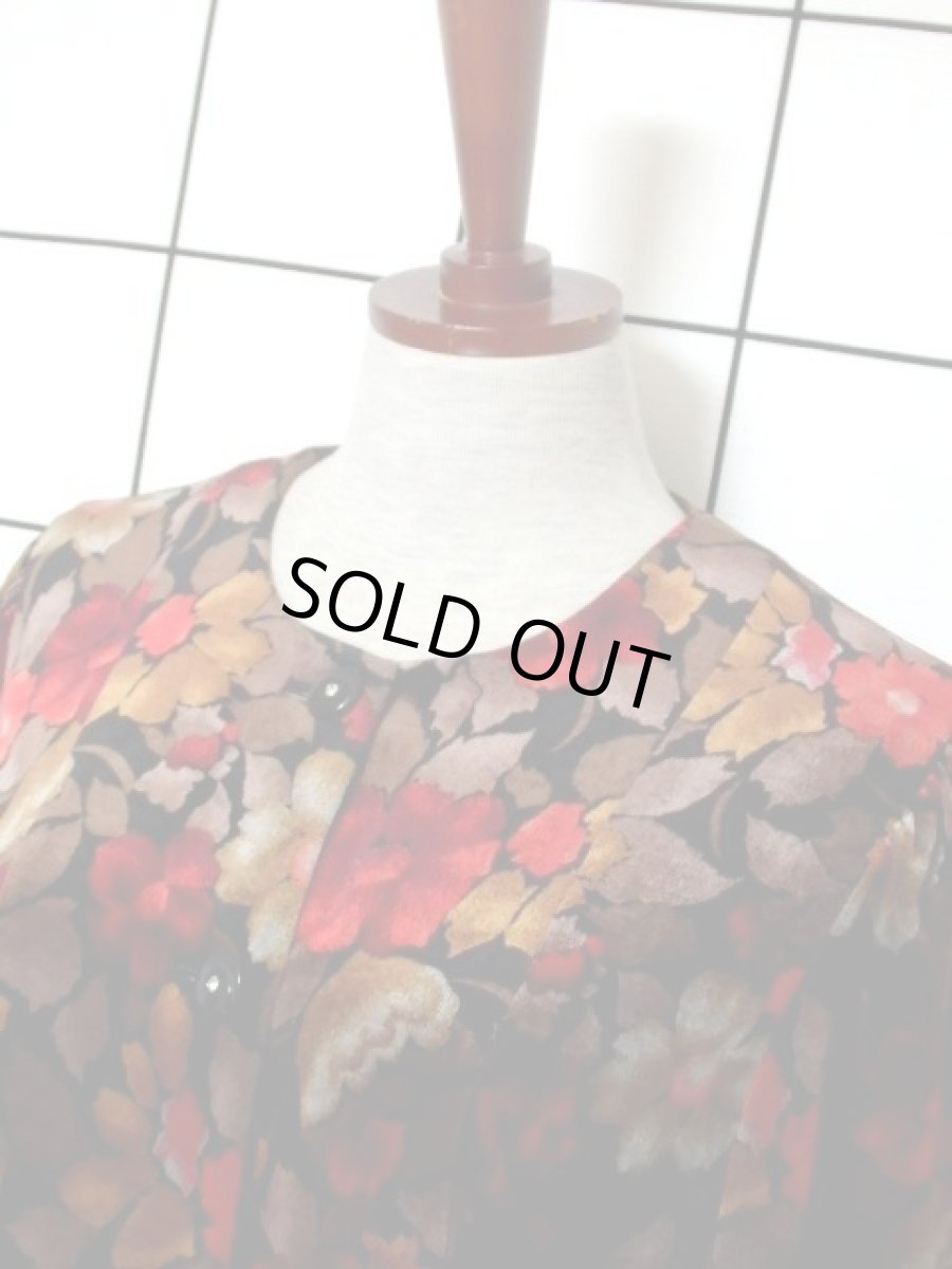 画像8: ベロア 花柄 長袖 昭和レトロ 国産古着 レトロワンピース【7123】 (8)