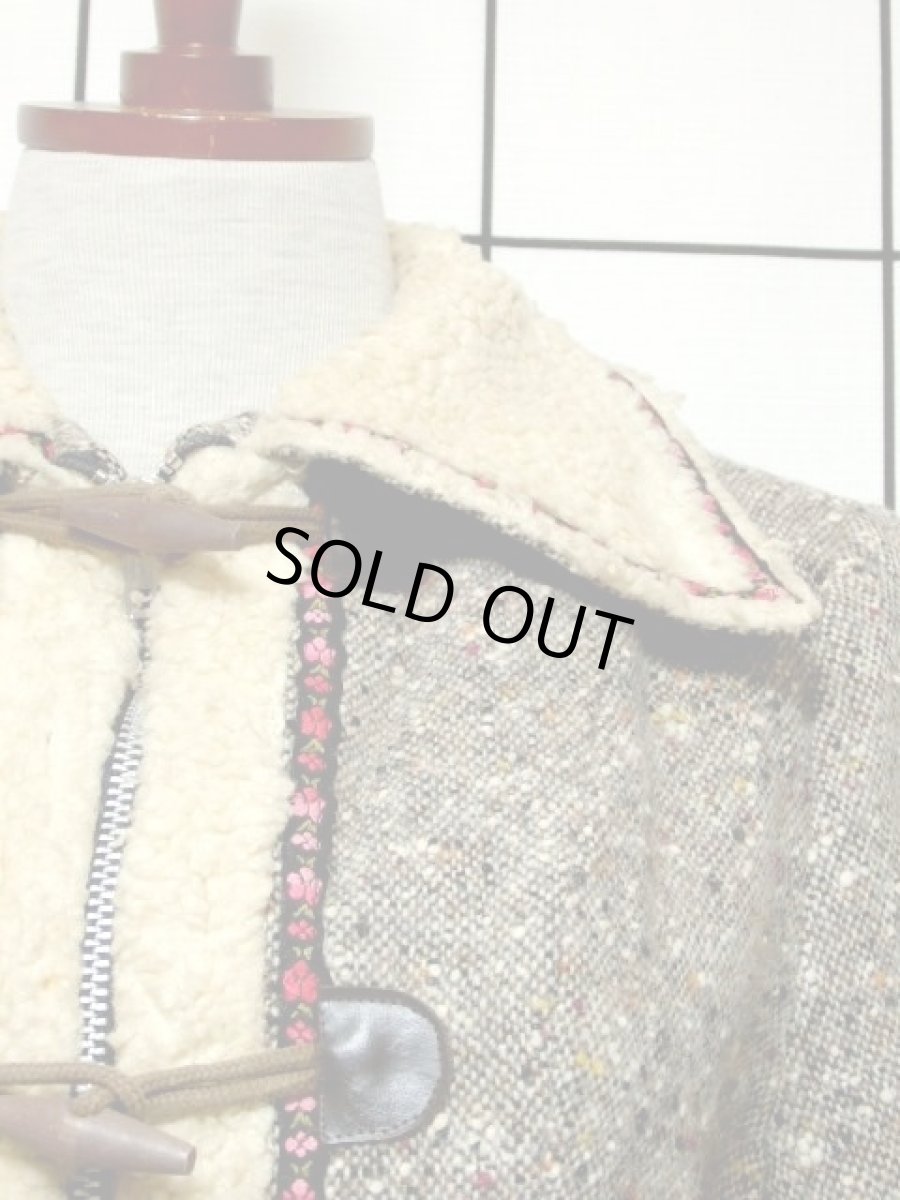 画像9: レトロコート ツイード ボア お花刺繍チロルテープ グレー 80's 90's 古着 (9)