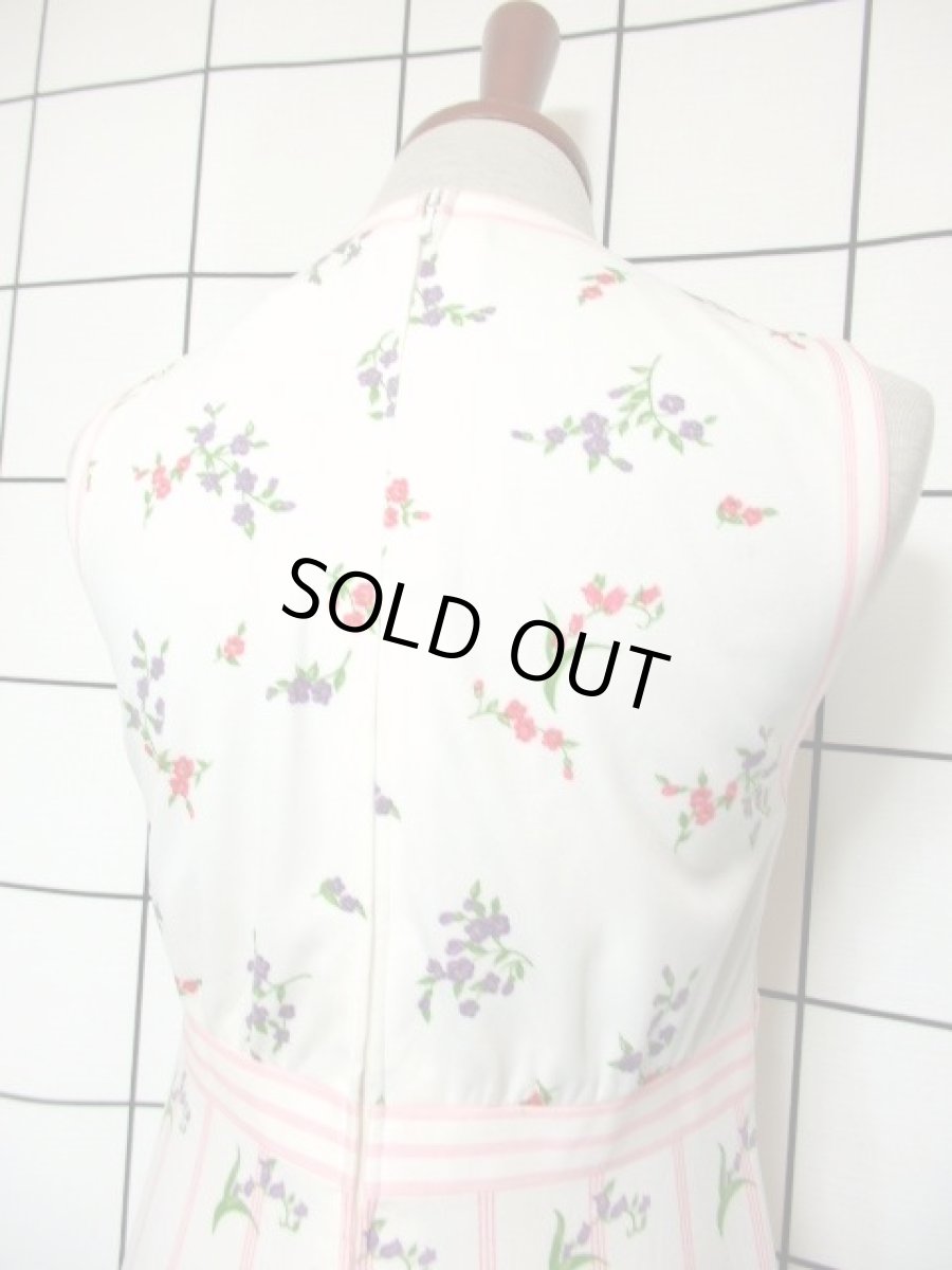 画像6: パーティースタイルにもおすすめ ホワイト 白 70's 花柄 ストライプ レトロ ヨーロッパ古着 ヴィンテージドレス【7160】 (6)