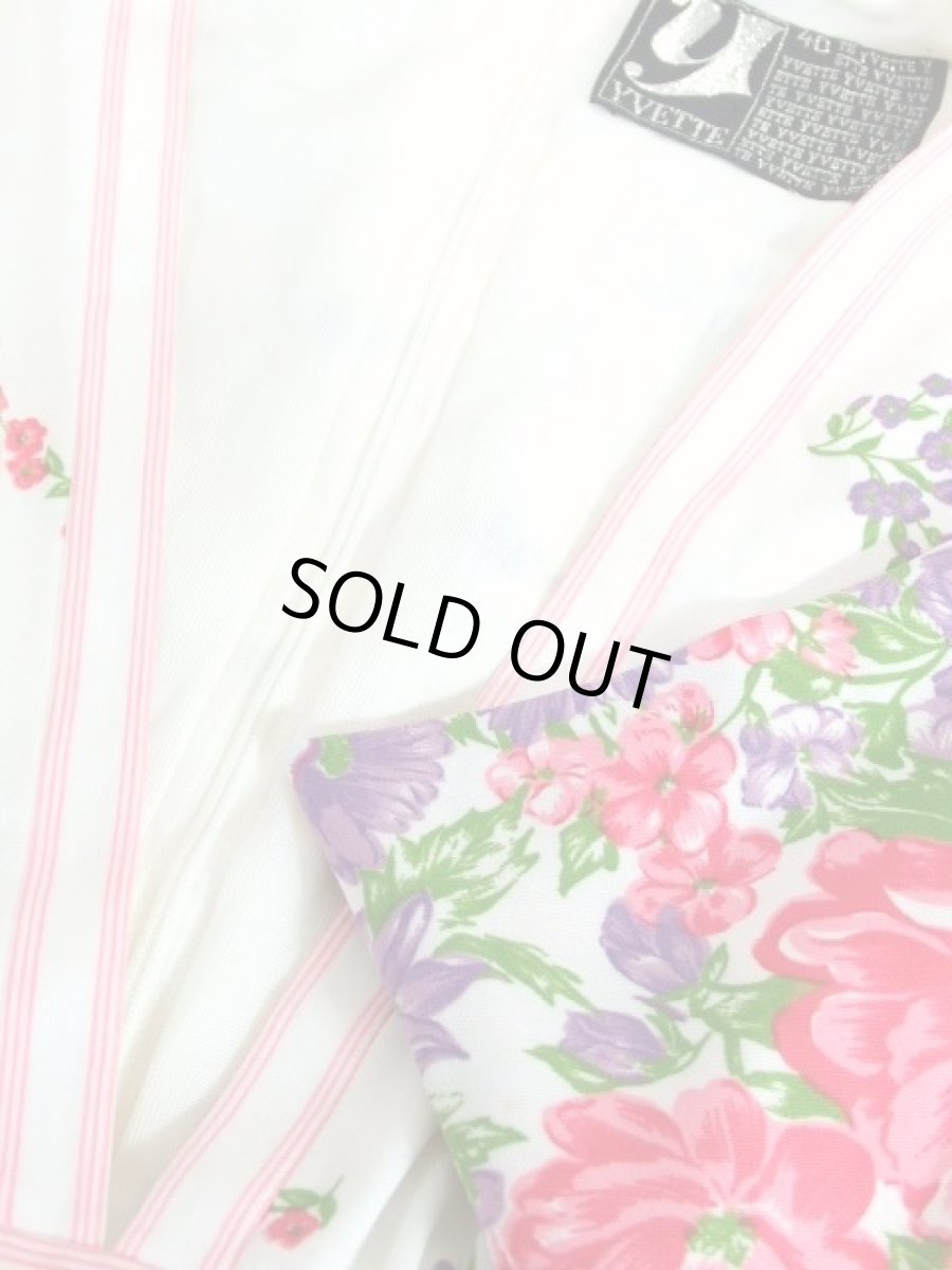 画像13: パーティースタイルにもおすすめ ホワイト 白 70's 花柄 ストライプ レトロ ヨーロッパ古着 ヴィンテージドレス【7160】 (13)