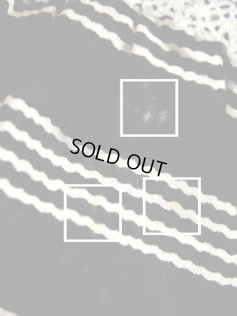 画像17: モノクロ レース フリル Aライン ストライプ バックウエストリボン ガーリー レトロ ノースリーブ ヨーロッパ古着 ヴィンテージワンピース (17)