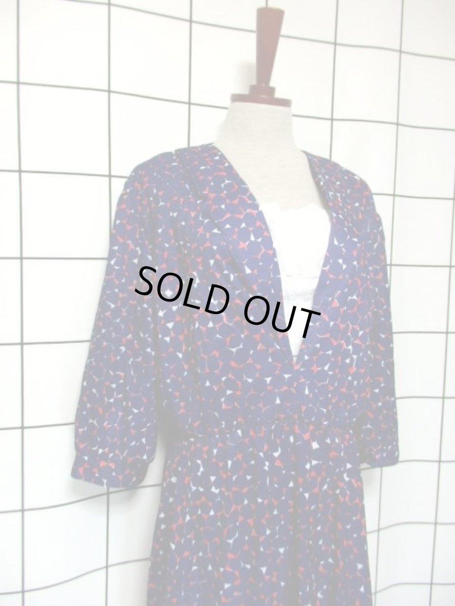 画像8: フロントホワイトレース ネイビー ふんわり袖 上品 レトロ 長袖 ヨーロッパ古着 ヴィンテージドレス 【6349】  (8)