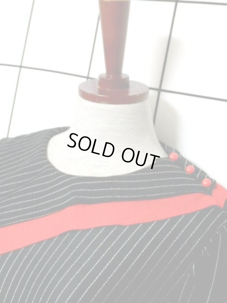 画像9: 80年代 ストライプ柄 ブラック レッド ウエストゴム 長袖 クラシカル USA古着 ヴィンテージワンピース 【6224】  (9)