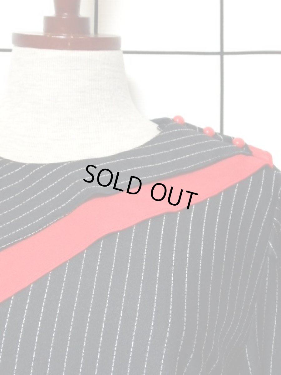 画像10: 80年代 ストライプ柄 ブラック レッド ウエストゴム 長袖 クラシカル USA古着 ヴィンテージワンピース 【6224】  (10)