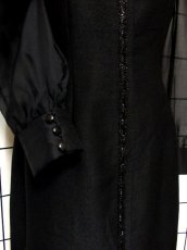 画像11: パーティーや衣装にもおすすめ スパンコール装飾 ブラック 黒 長袖 レトロ クラシカル ヨーロッパ古着 ヴィンテージドレス 【7213】  (11)