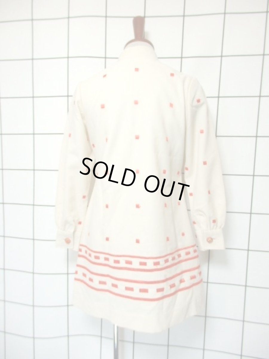 画像5: 刺繍 スクエア 70's 前開き レディース 長袖 昭和レトロ 国産古着 レトロワンピース【7294】 (5)