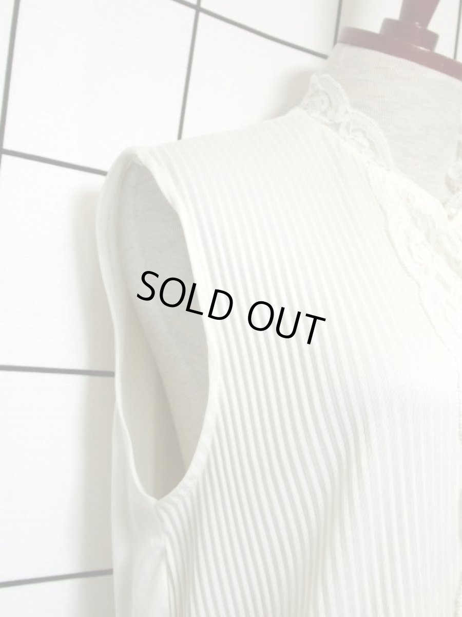 画像9: プリーツ切り替えしデザイン フラワーレース ホワイト パープル ノースリーブ レトロ クラシカル ヨーロッパ古着 ヴィンテージドレス【7303】 (9)