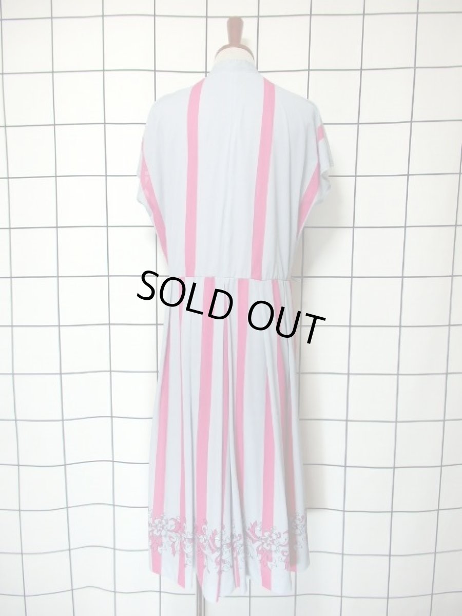 画像5: 70年代 ストライプ 花柄 グレー ピンク ヨーロッパ古着 ヴィンテージワンピース【7341】 (5)