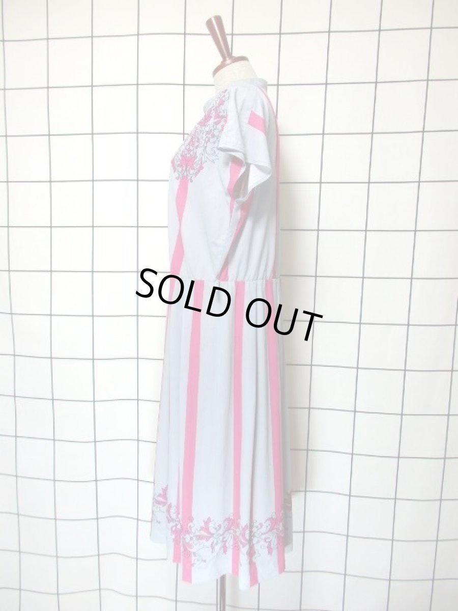 画像6: 70年代 ストライプ 花柄 グレー ピンク ヨーロッパ古着 ヴィンテージワンピース【7341】 (6)