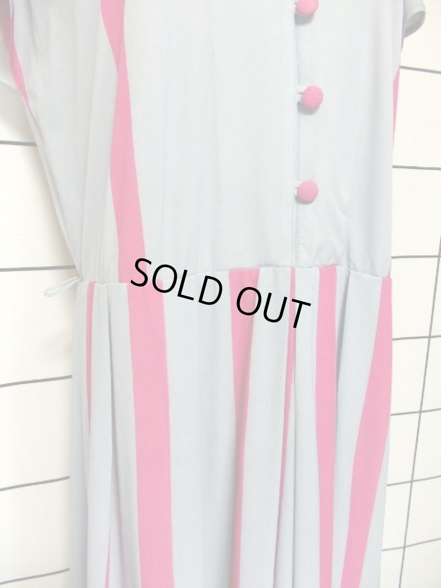 画像11: 70年代 ストライプ 花柄 グレー ピンク ヨーロッパ古着 ヴィンテージワンピース【7341】 (11)