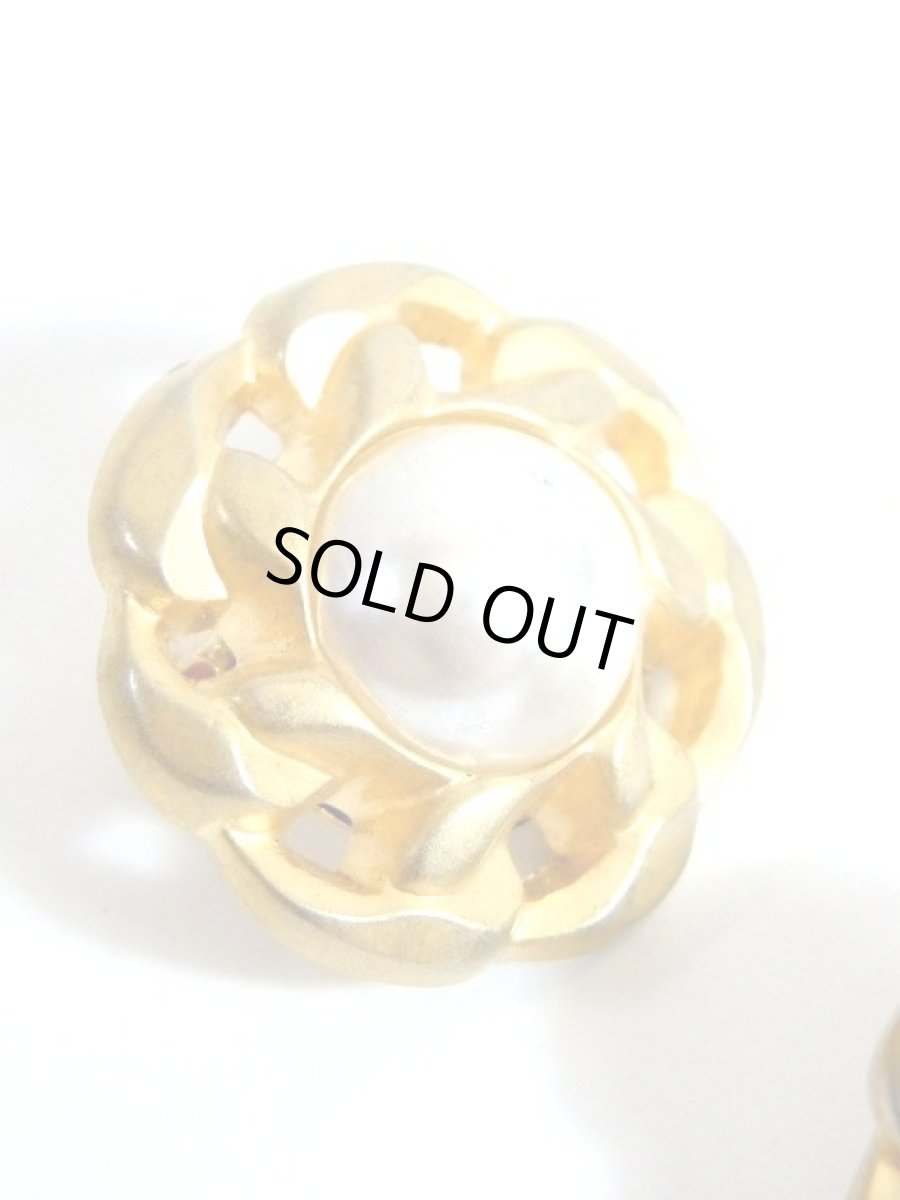 画像4: ハンドメイドアクセサリー ボタンイヤリング レトロヴィンテージパーツ 手作り【7382】 (4)