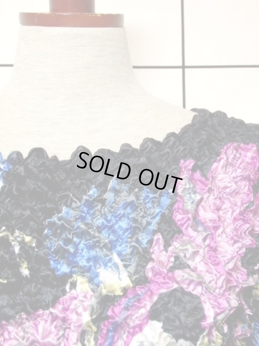 画像9: ポップコーントップス ブラック カラフル 花柄 レトロ ヴィンテージ ヨーロッパ古着 半袖 ブラウス シャツ (9)