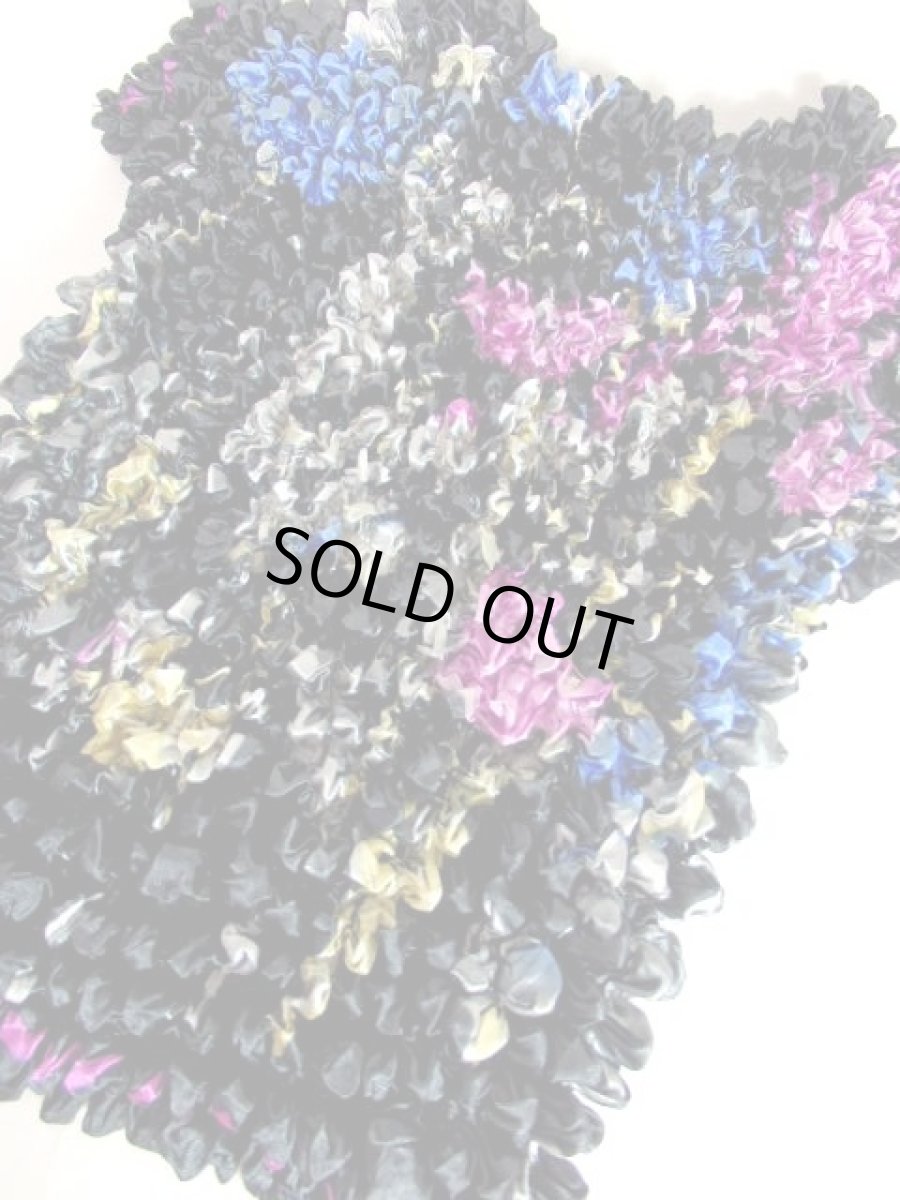 画像11: ポップコーントップス ブラック カラフル 花柄 レトロ ヴィンテージ ヨーロッパ古着 半袖 ブラウス シャツ (11)