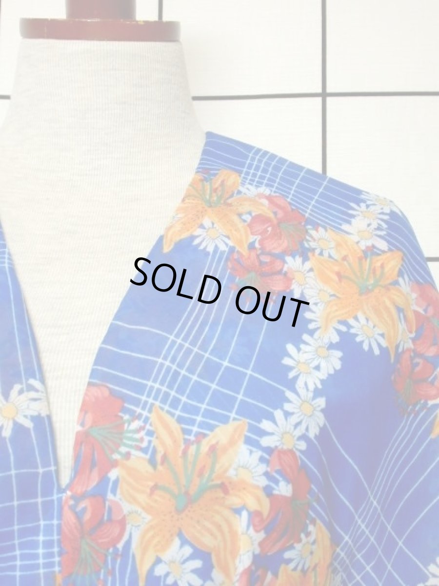 画像10: 花柄 チェック ブルー 70's フレア袖 パーティーなどにもおすすめ レトロ ヨーロッパ古着 ヴィンテージロングドレス (10)