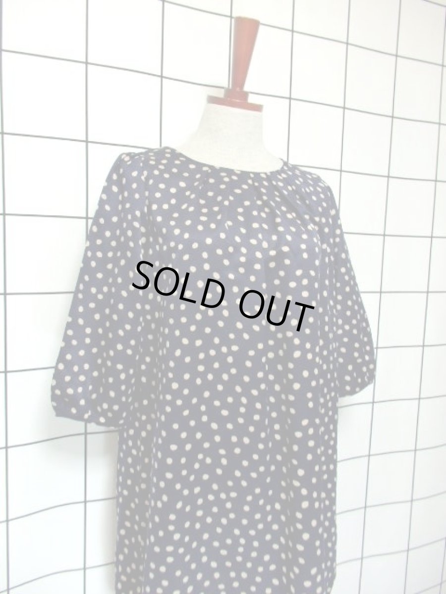 画像8: レトロワンピース ドット柄 ネイビー ふんわり 80年代 古着 (8)