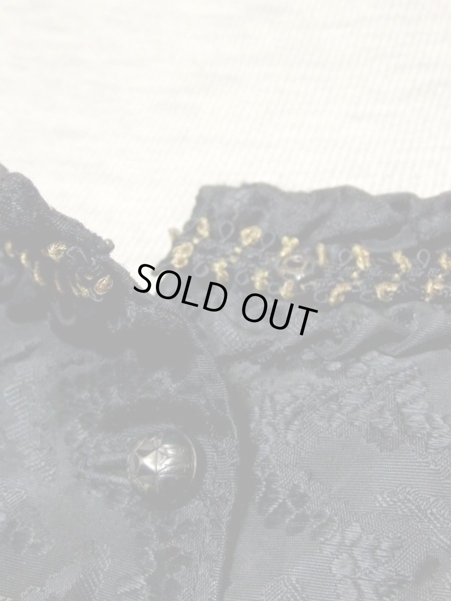 画像15: 濃淡の効いた織りデザイン ブラック レース 長袖 クラシカル ディアンドル チロルドレス ドイツ民族衣装 舞台 演奏会 フォークダンス オクトーバーフェスト【7597】 (15)