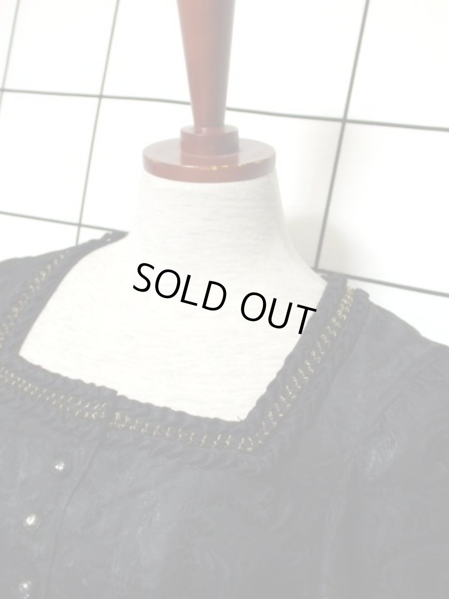 画像9: 濃淡の効いた織りデザイン ブラック レース 長袖 クラシカル ディアンドル チロルドレス ドイツ民族衣装 舞台 演奏会 フォークダンス オクトーバーフェスト【7597】 (9)