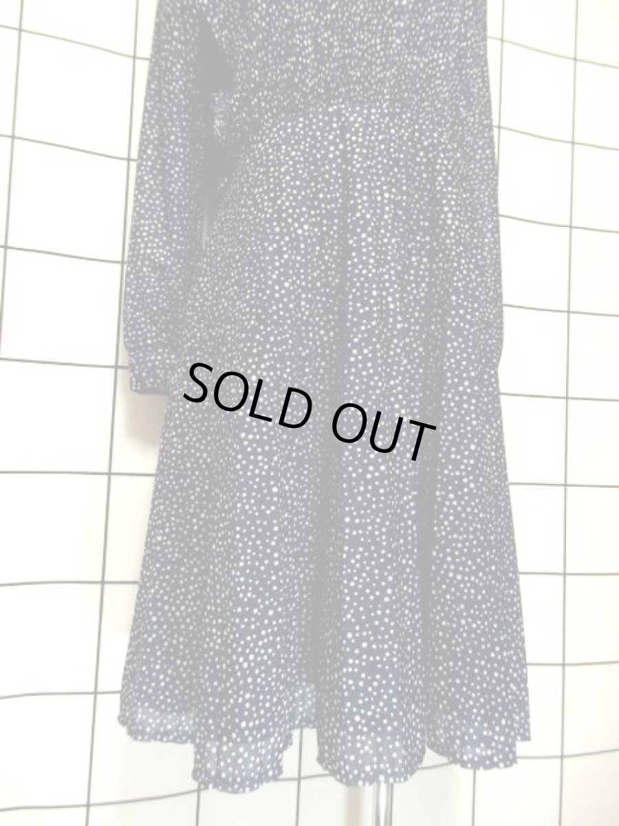 画像11: England製 ドット柄 プリーツ フリル 首元リボン ネイビー ヨーロッパ古着 レトロ ヴィンテージドレス【7628】 (11)