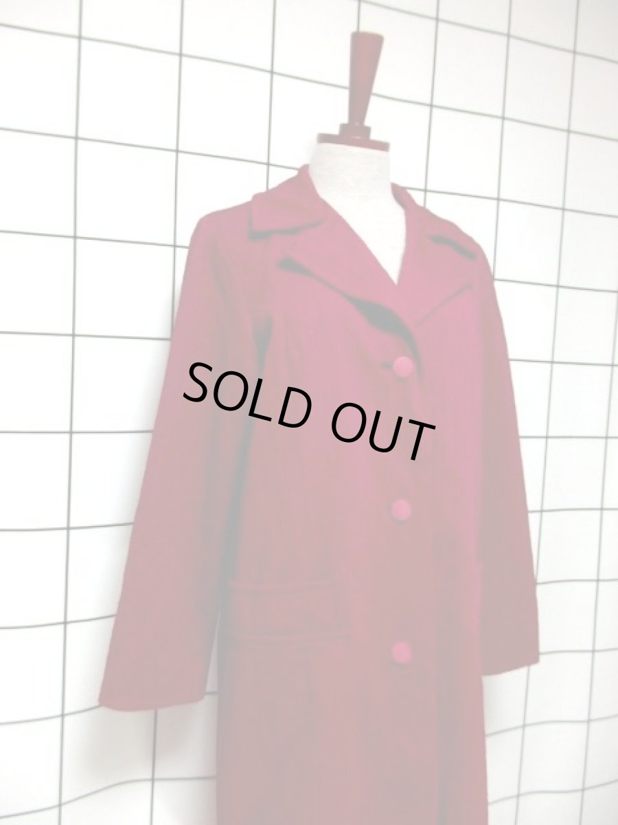 画像9: 裏地がお洒落 ボルドー シルエットが綺麗 レトロ ヨーロッパ古着 ヴィンテージコート (9)