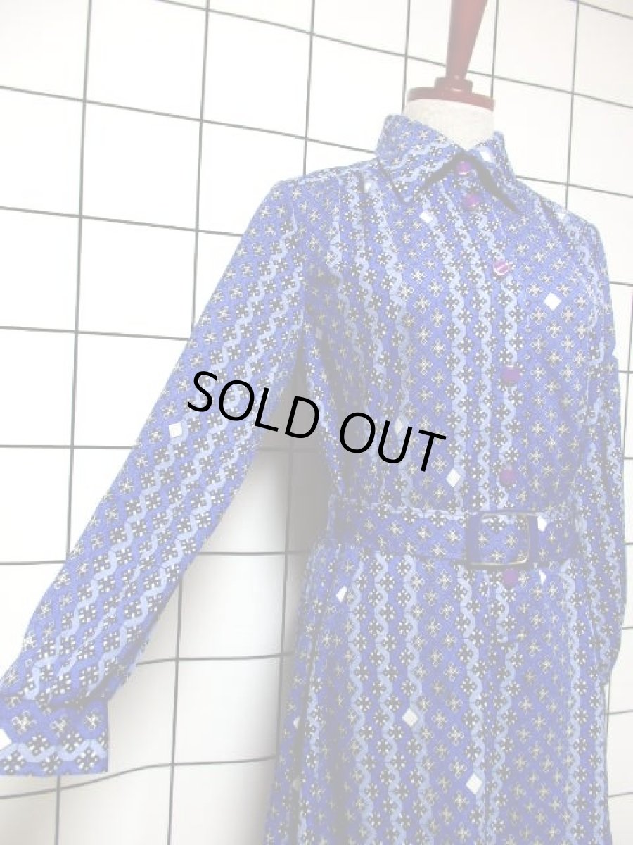 画像4: スクエア柄 ベルト付き ブルー レディース 長袖 昭和レトロ 国産古着 レトロワンピース【7741】 (4)