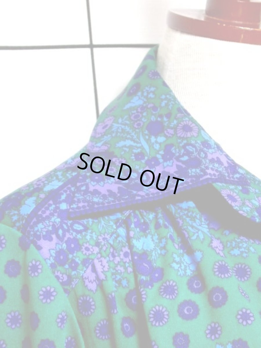 画像11: 花柄 グリーン パープル ブルー レトロ 長袖 ヨーロッパ古着 ヴィンテージワンピース【7757】 (11)