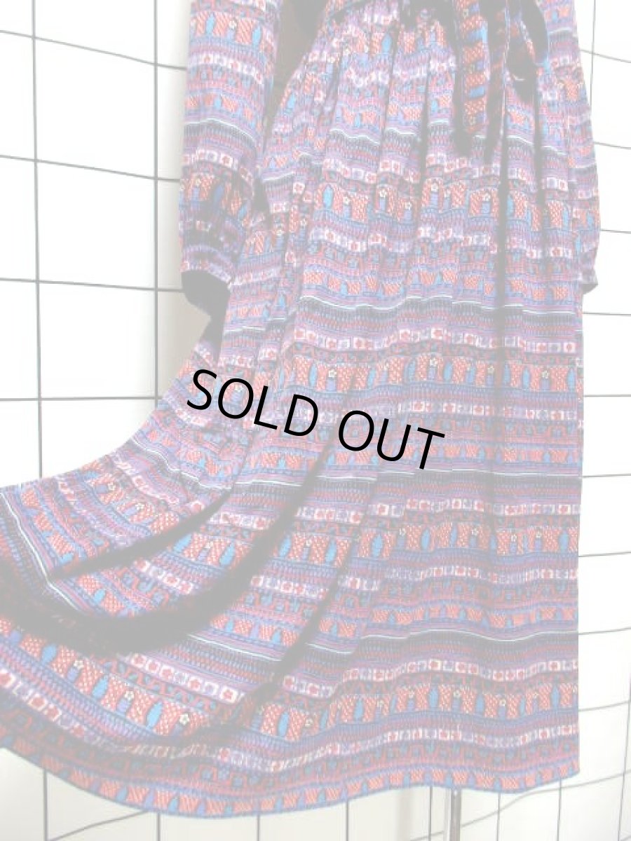 画像15: リボンベルト付き 花柄 フロントタックデザイン レディース 長袖 昭和レトロ 国産古着 レトロワンピース【7758】 (15)