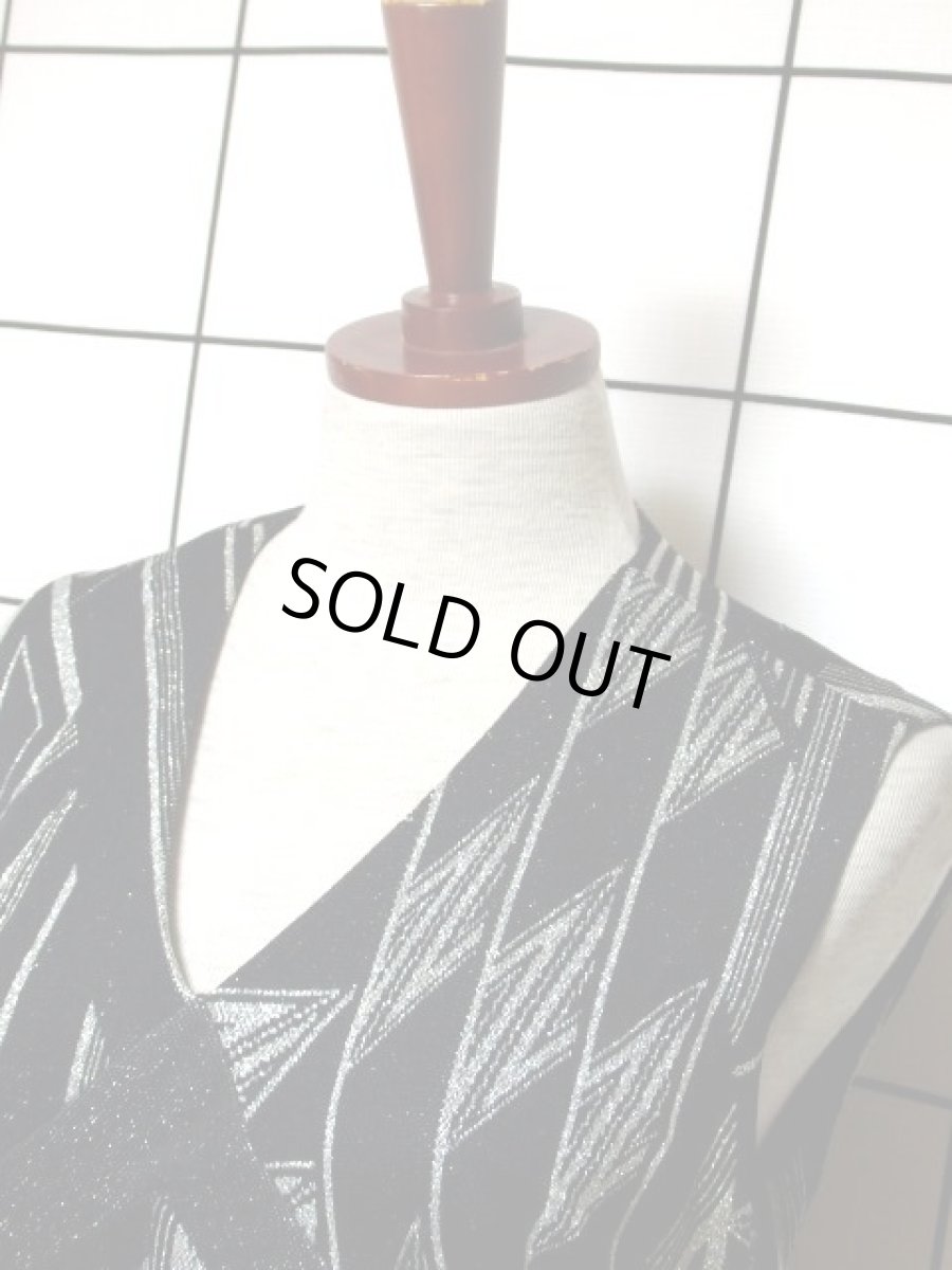 画像8: 幾何学模様織り  ブラック シルバー ラメ 衣装にもおすすめ ノースリーブ クラシカル レトロ ヨーロッパ古着 ヴィンテージドレス【7761】 (8)