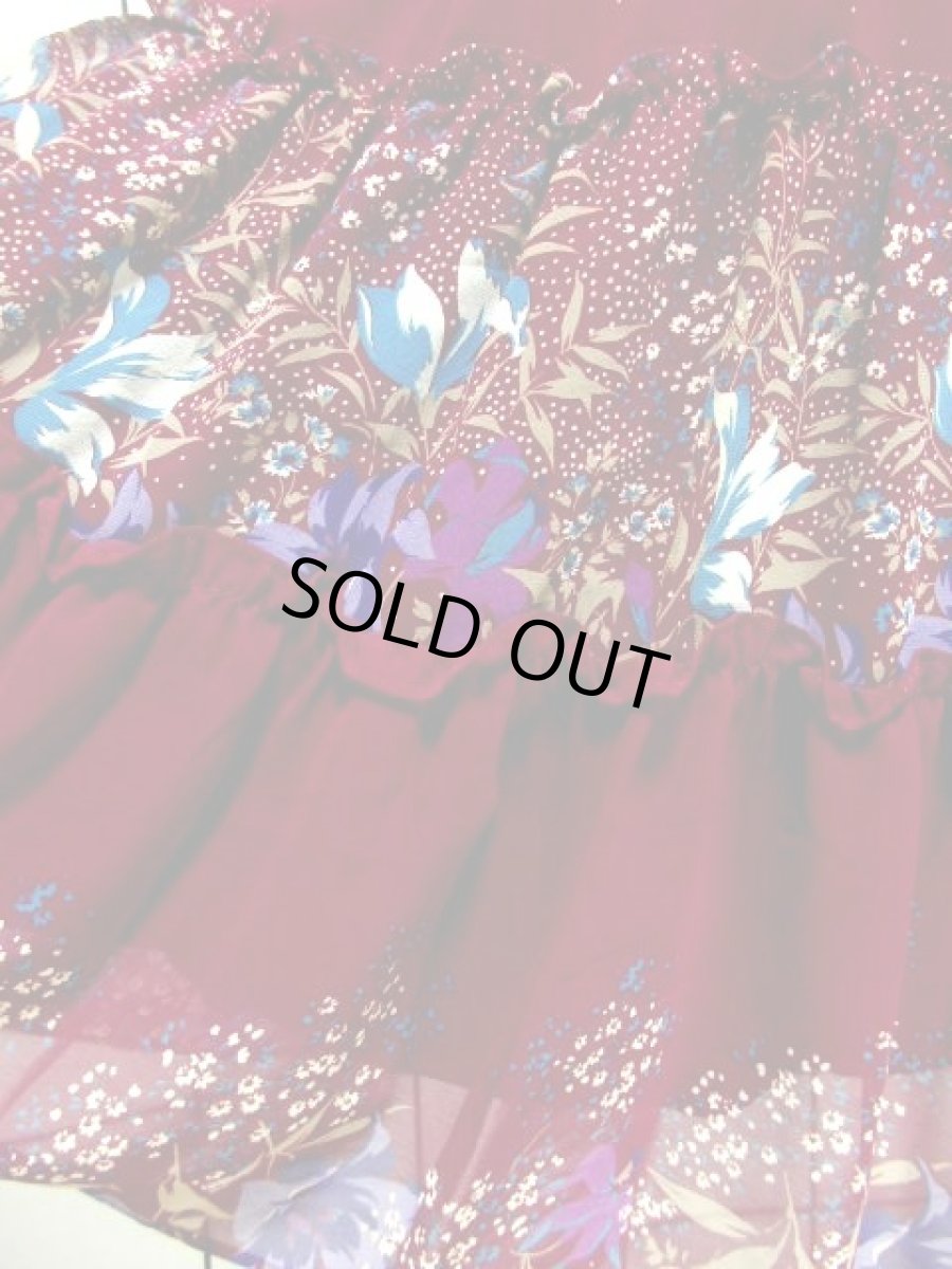 画像13: 花柄 ドット柄 ティアードデザイン 首元リボン ウエストゴム 長袖 昭和レトロ 国産古着 レトロドレス【7763】 (13)