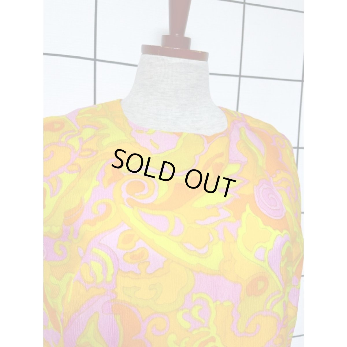 画像3: サイケ ポップ 70's 衣装にもおすすめ ノースリーブ レトロ ヨーロッパ古着 ヴィンテージドレス【V7808】 (3)