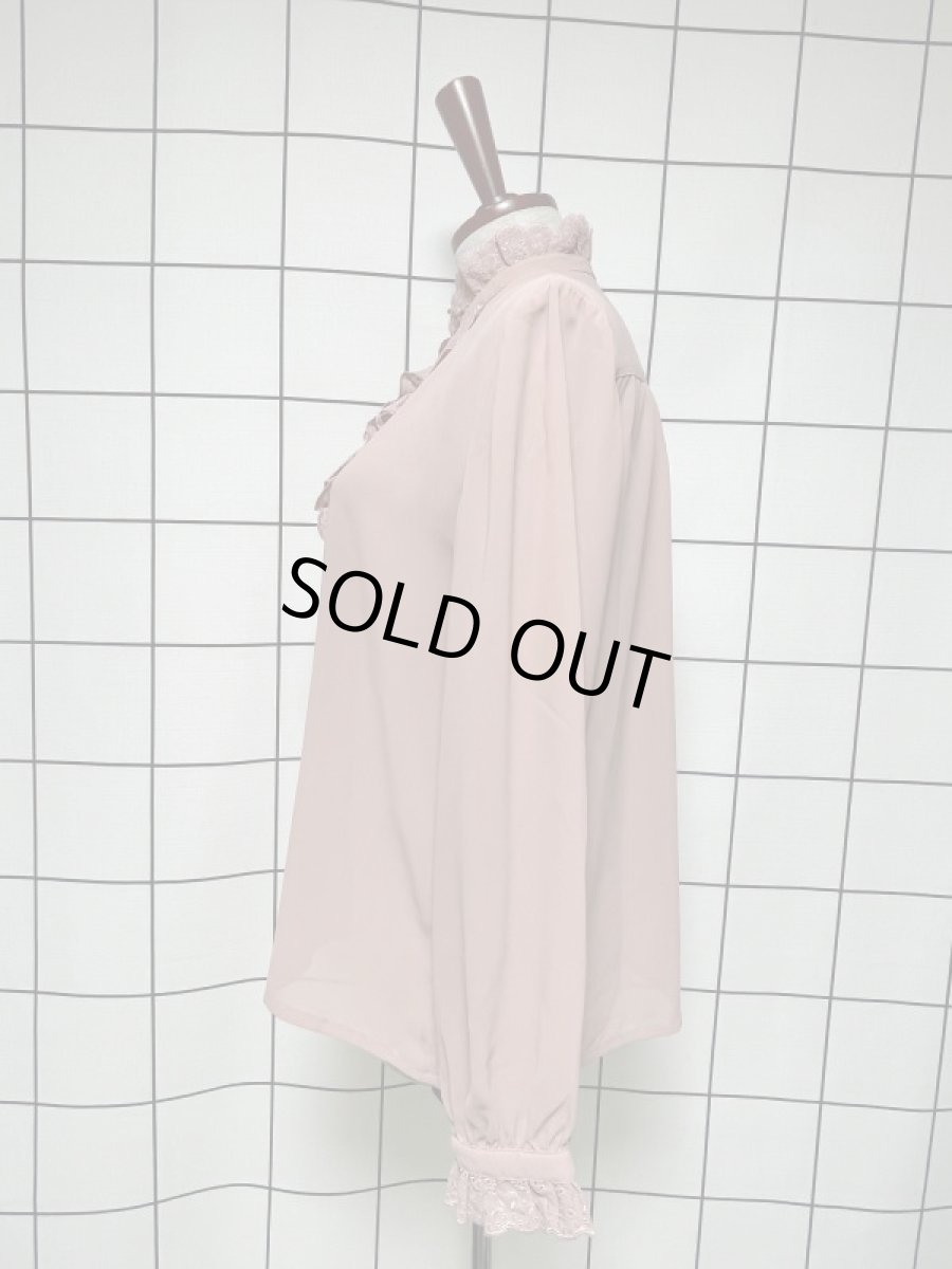 画像6: レトロブラウス 贅沢なフロントレース装飾 くすんたピンク古着 長袖 シャツ (6)