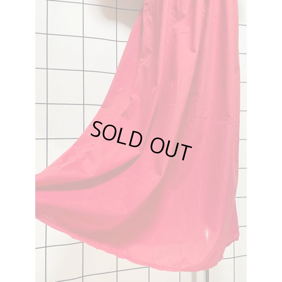 画像11: お花刺繍 レッド 赤 ふんわり フォークロア 半袖 レトロ ヨーロッパ古着 ヴィンテージ刺繍ドレス (11)