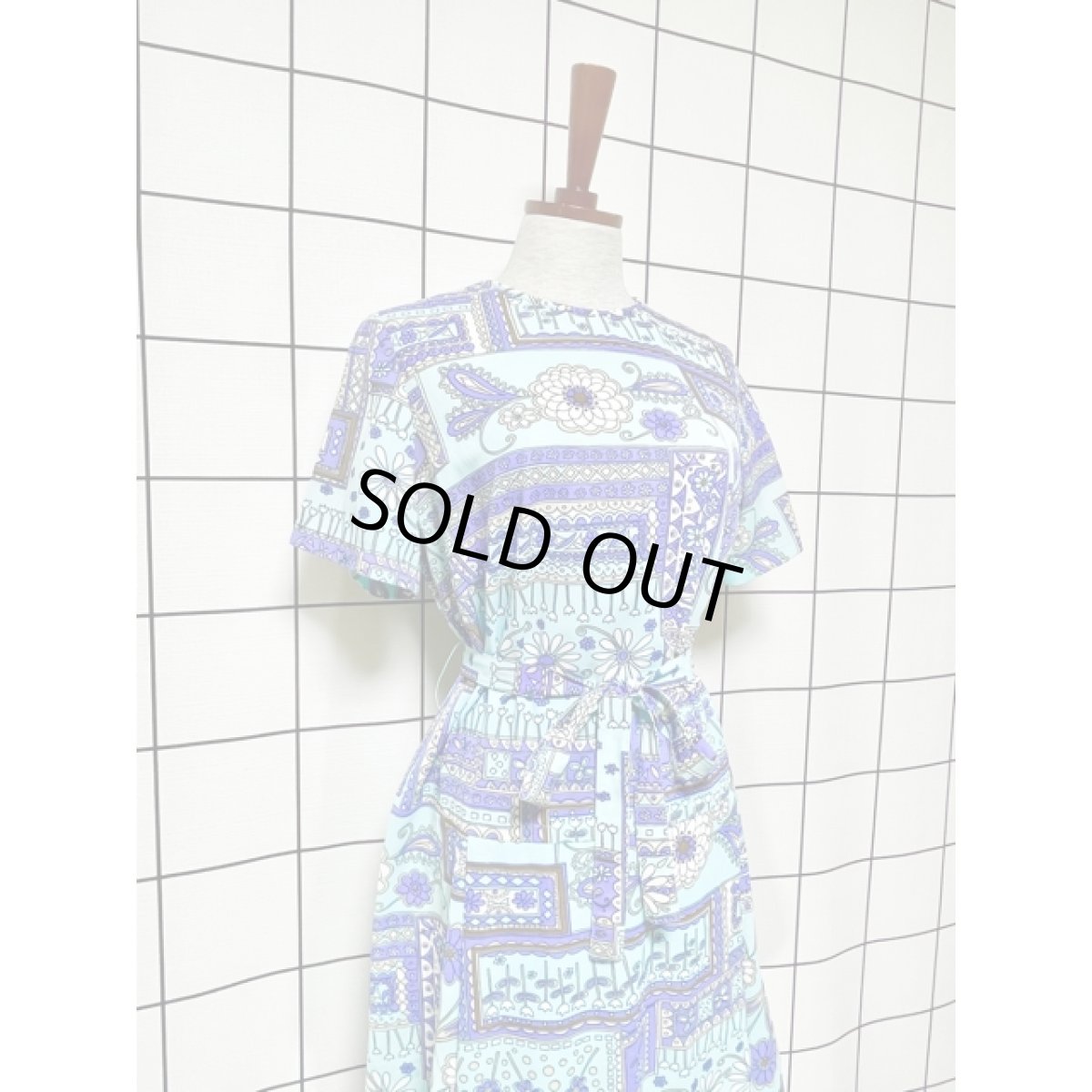 画像7: 70年代 ポップ 花柄 ベルト紐SET 半袖 ヨーロッパ古着 ヴィンテージワンピース【V7859】  (7)